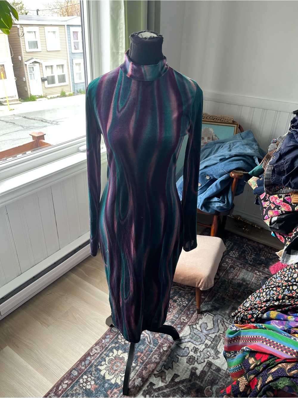 Women’s Vintage Long Sleeve Mock Neck Bodycon Velvet Dress M Made in USA